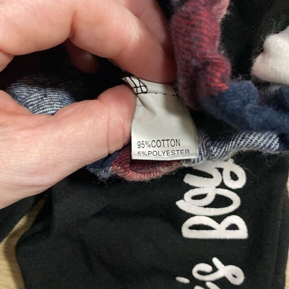 Mama’s Boy Plaid Hooded Onesie & Pants Set – Size 70 (3–6 Months) - Picture 6 of 9